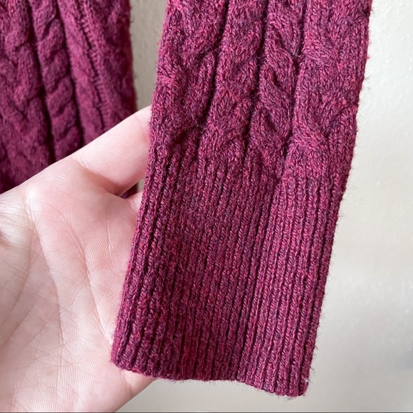 American Eagle Maroon Sweater - Picture 5 of 7